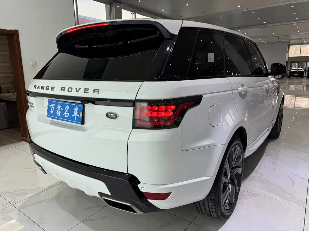 Land Rover Sport 2018 — фото 19