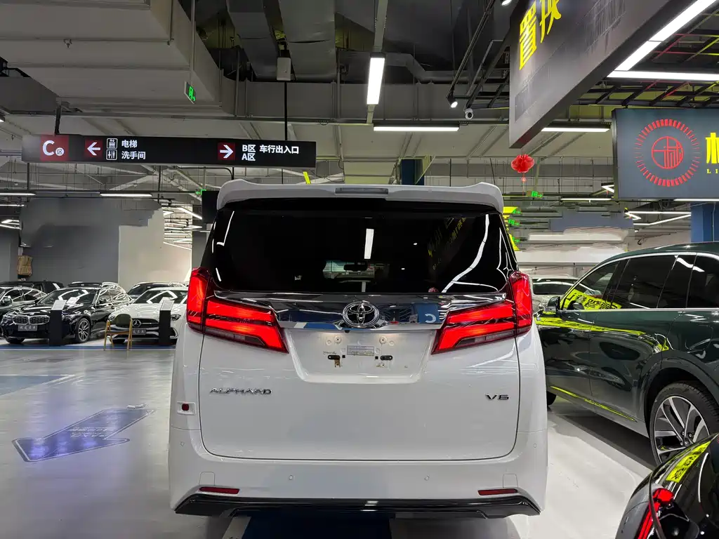 Toyota Alphard 2019 — фото 5