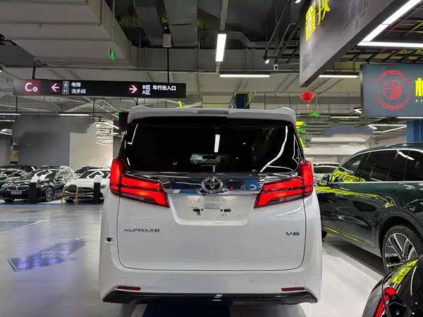 Toyota Alphard 2019