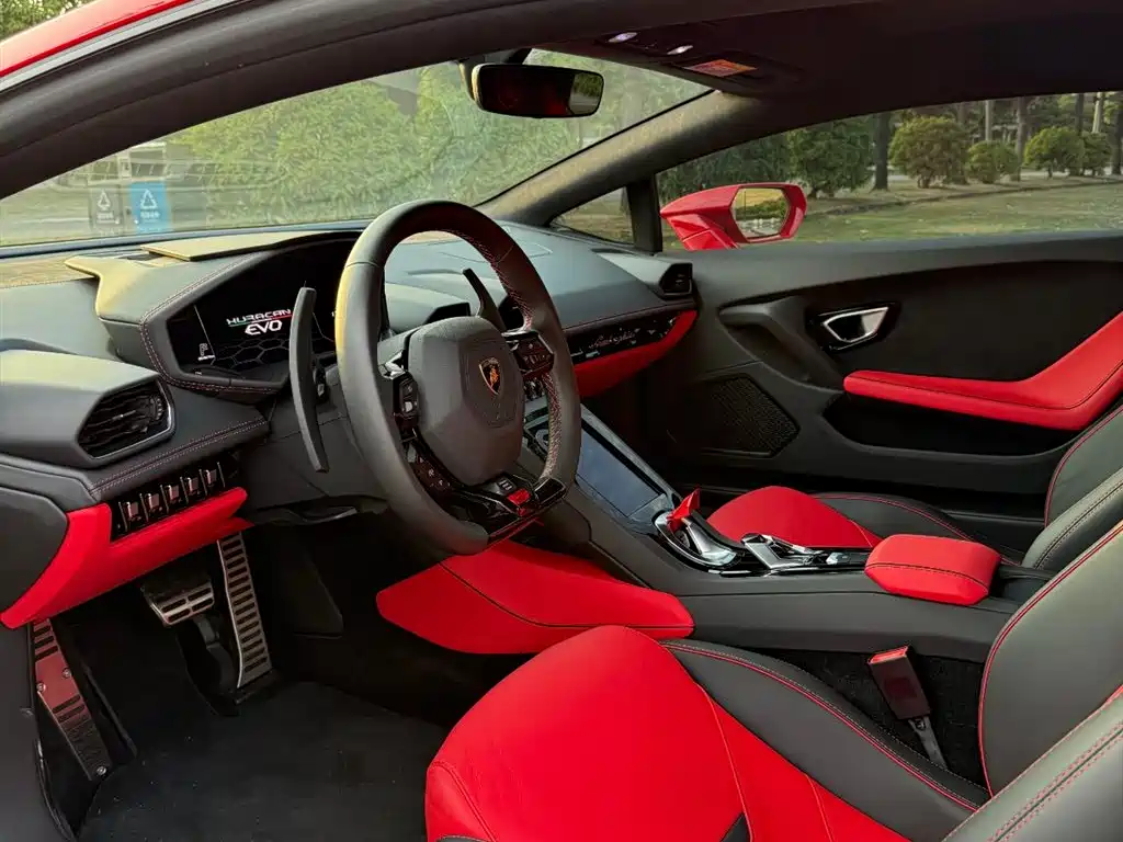 Lamborghini Huracán 2023