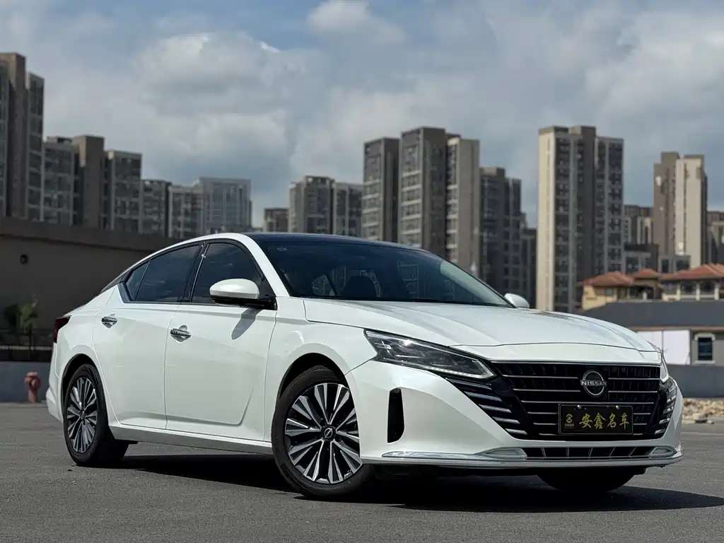 Nissan Teana 2023 — фото 3