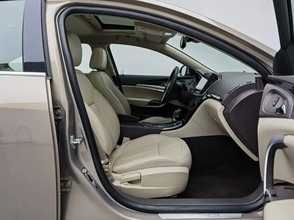 Buick Regal 2015 — фото 23