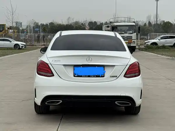 Mercedes-Benz C-Class 2018