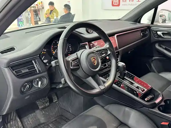 Porsche Macan 2023