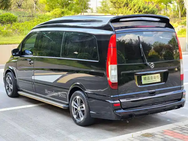 Mercedes-Benz Vito 2013