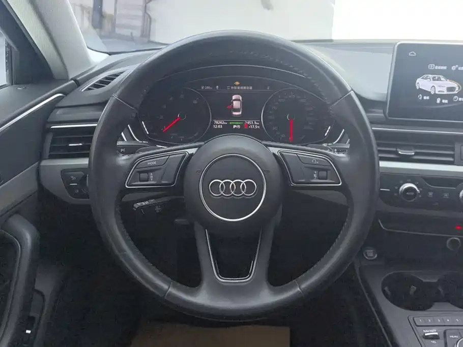 Audi A4L 2019 — фото 15