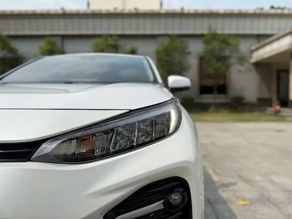 Toyota Wildlander 2023 — фото 14