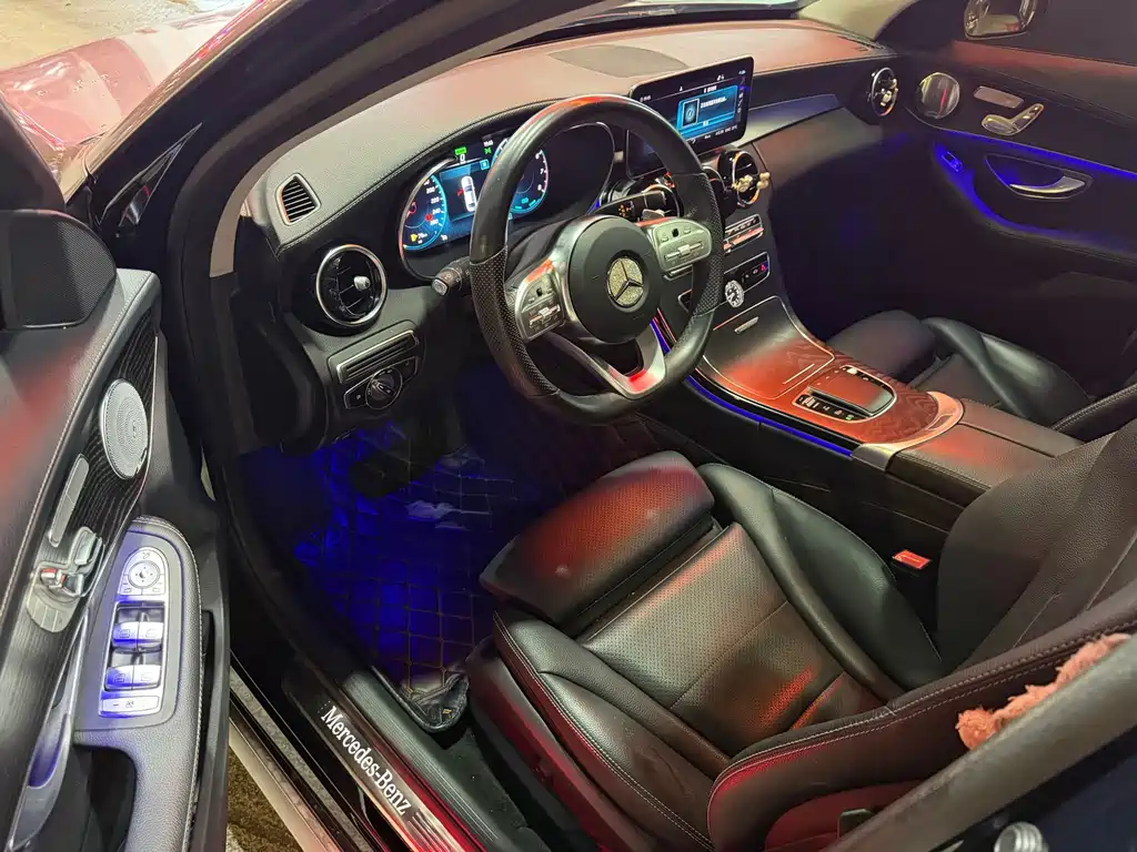 Mercedes-Benz C-Class 2021
