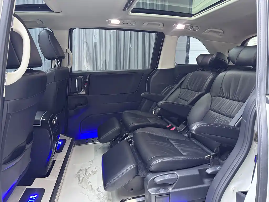 Honda Odyssey 2020 — фото 11