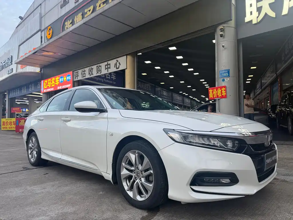 Honda Accord 2019 — фото 2