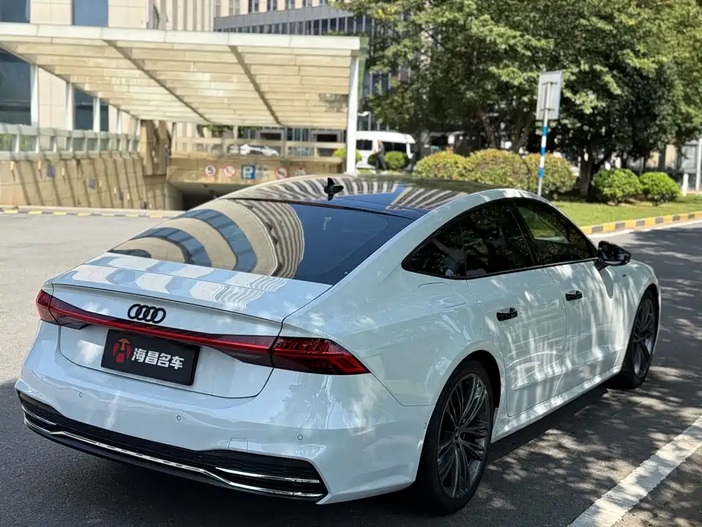 Audi A7 2022 — фото 6