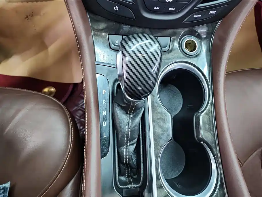 Buick Envision Plus 2016 — фото 16