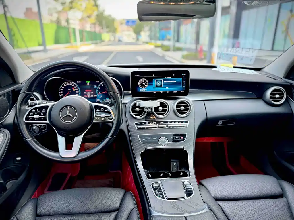 Mercedes-Benz C-Class 2021 — фото 15