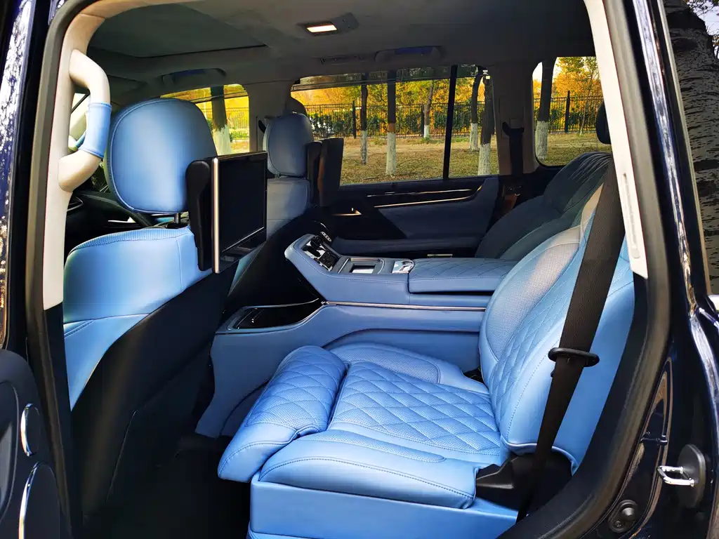 Lexus LX 2019 — фото 10