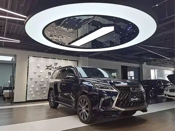 Lexus LX 2019