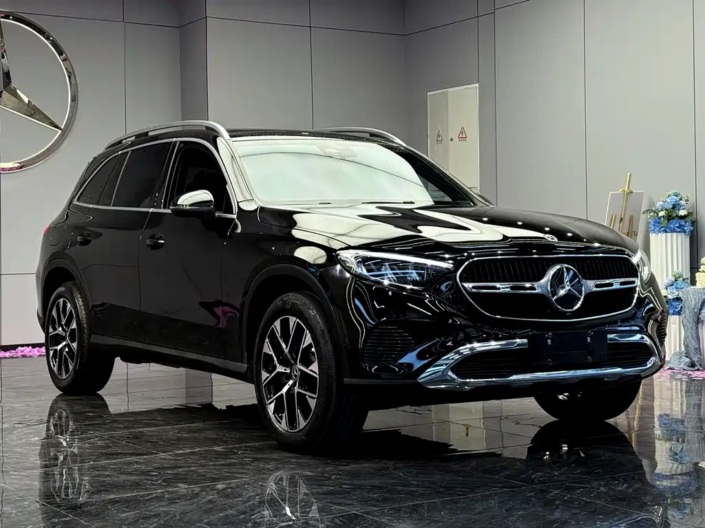 Mercedes-Benz GLC 2023 — фото 3