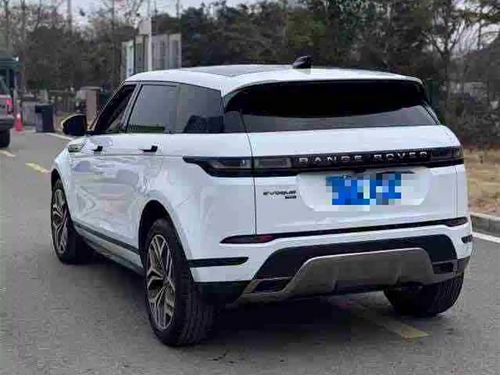 Land Rover Evoque 2023 — фото 22