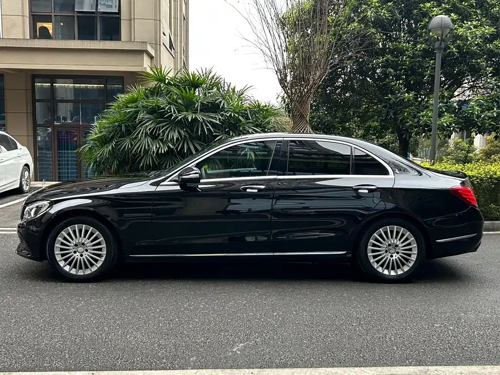 Mercedes-Benz C-Class 2015 — фото 4