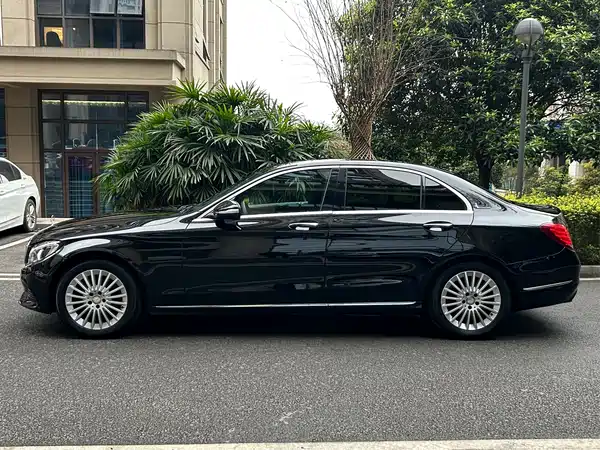 Mercedes-Benz C-Class 2015