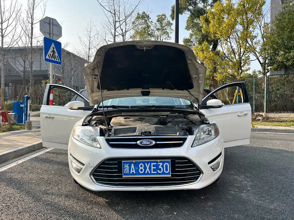 Ford Mondeo Zhisheng 2013 — фото 26