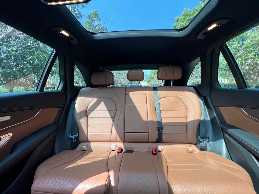 Mercedes-Benz GLC 2020 — фото 14