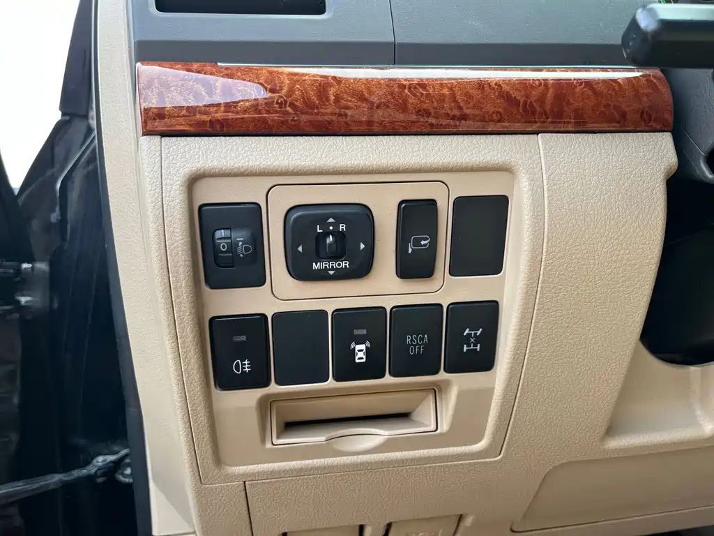 Toyota Land Cruiser 2015 — фото 16