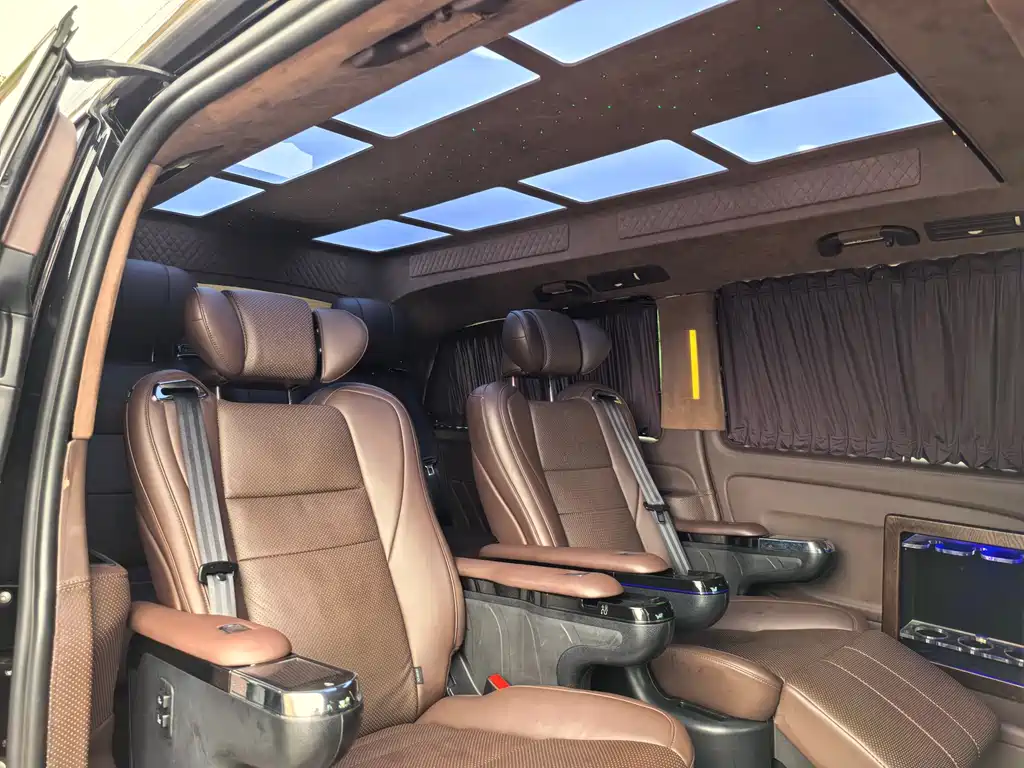 Mercedes-Benz Vito 2020 — фото 11