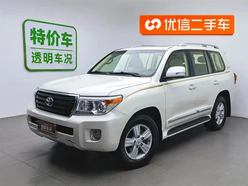 Toyota Land Cruiser 2016 — фото 1