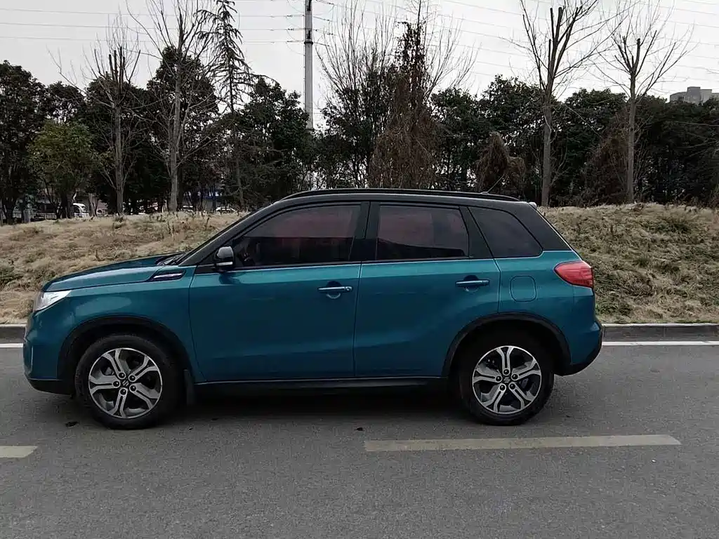 Suzuki Vitara 2018 — фото 12