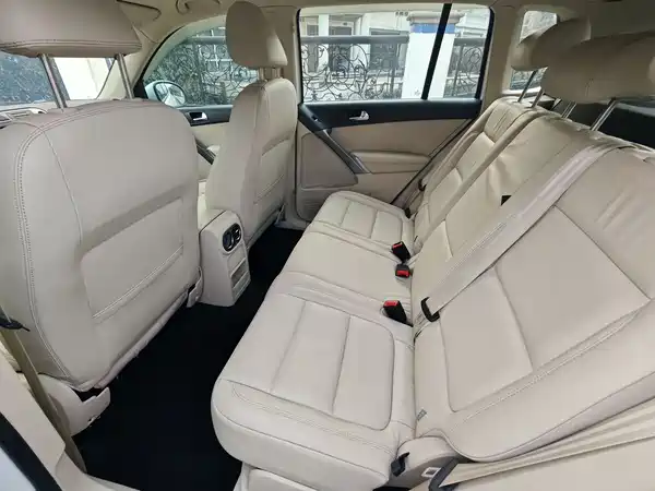 Volkswagen Tiguan 2012