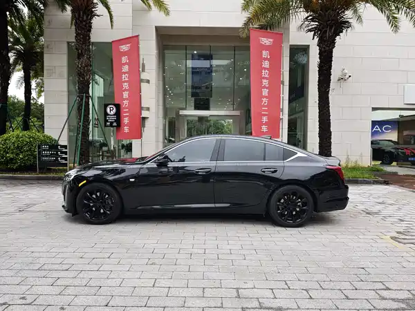 Cadillac CT5 2022