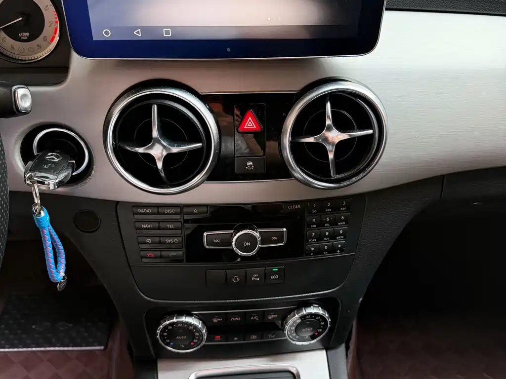 Mercedes-Benz GLK-Class 2015 — фото 17