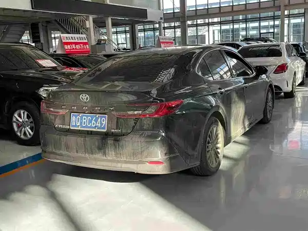 Toyota Camry 2025