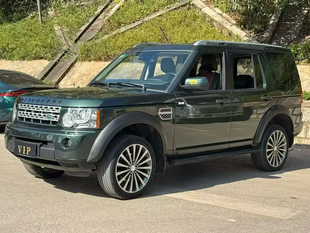 Land Rover Discovery 2010 — фото 3