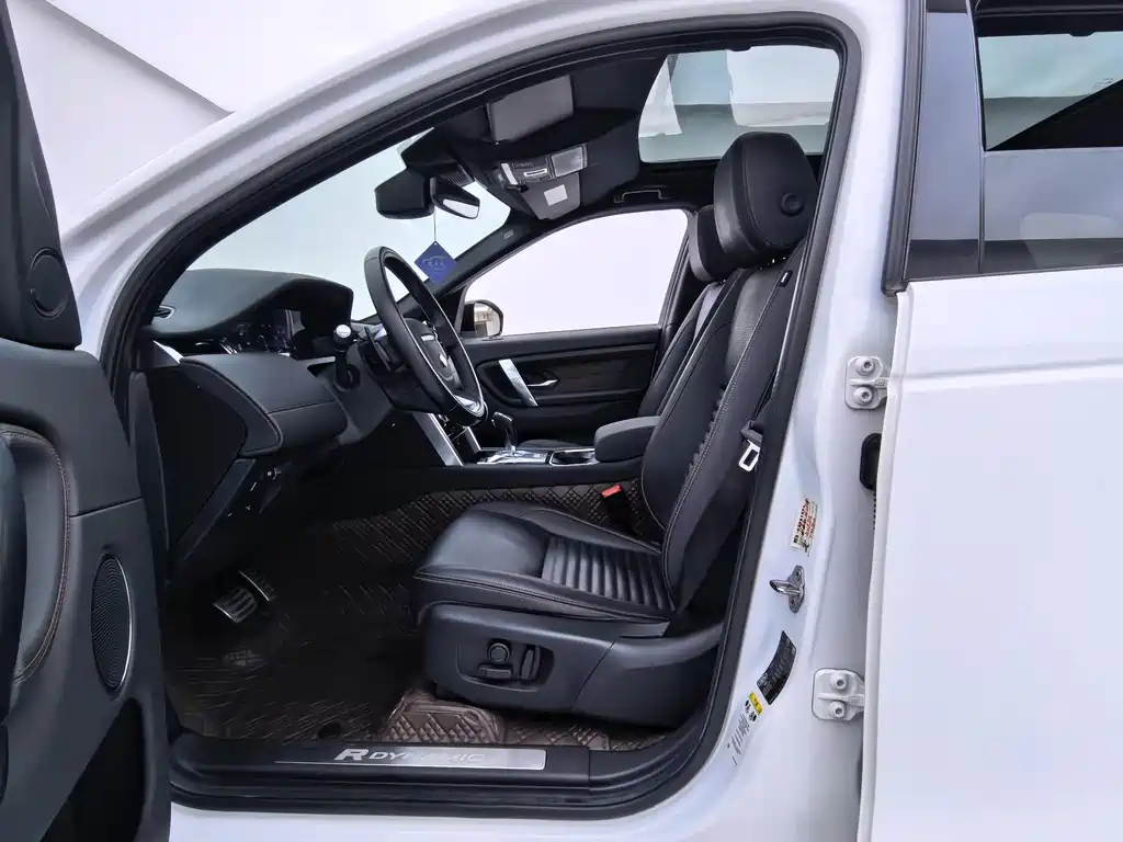 Land Rover Discovery Sport 2021 — фото 14