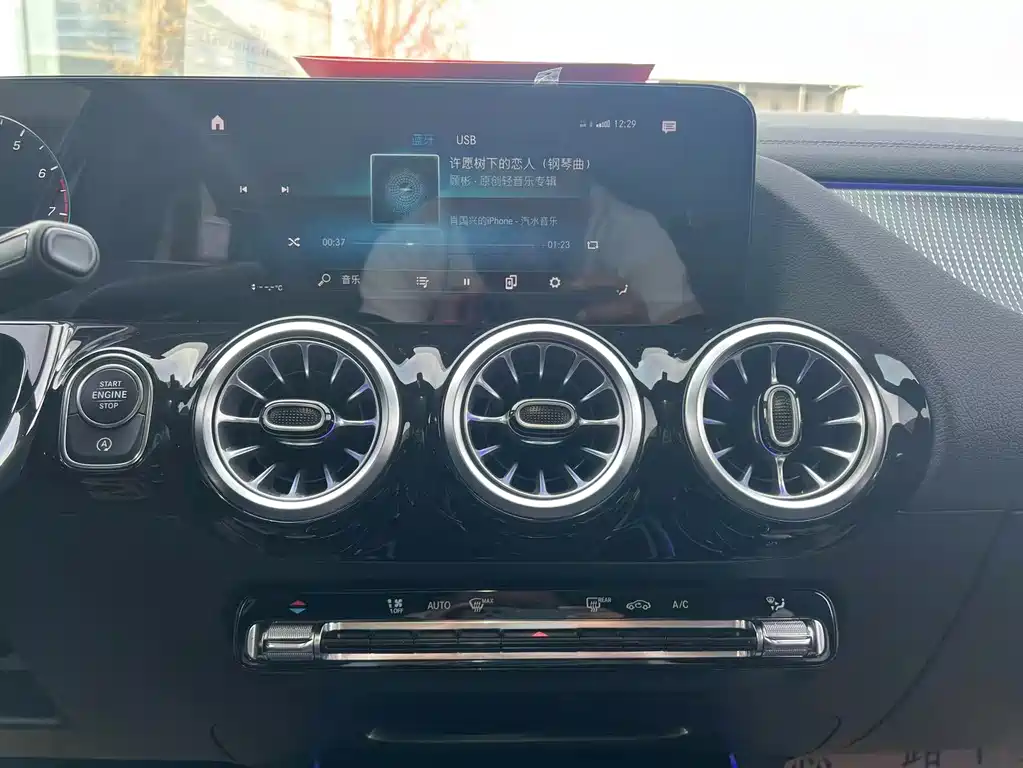 Mercedes-Benz GLA 2021 — фото 23