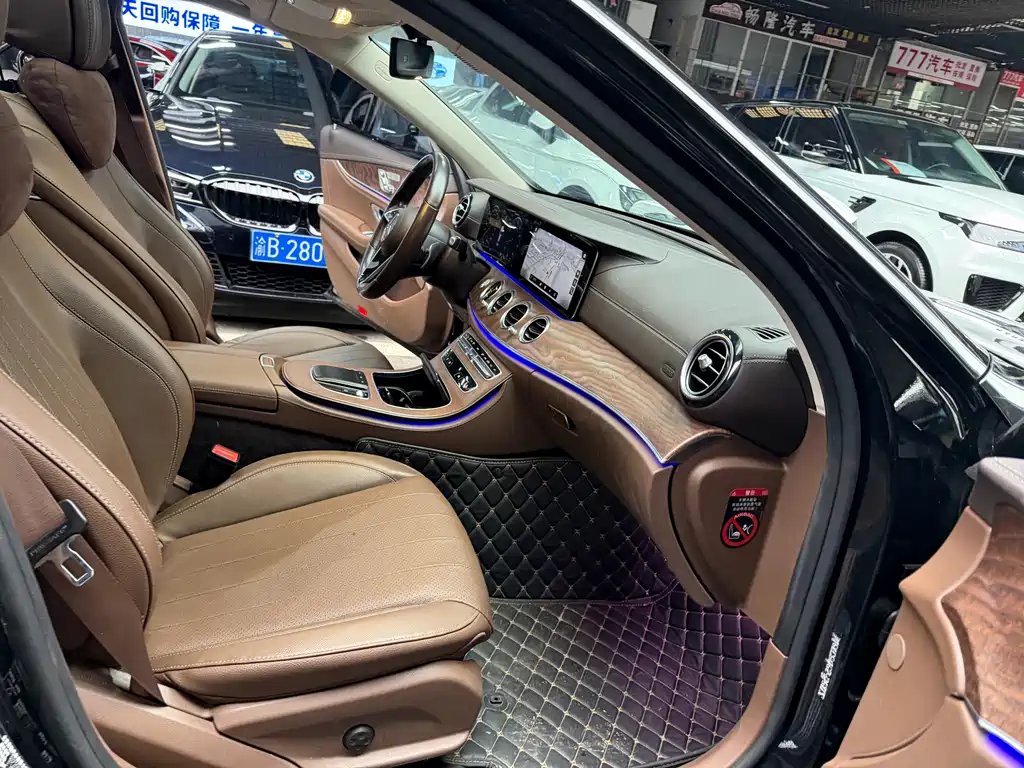 Mercedes-Benz E-Class 2023 — фото 18