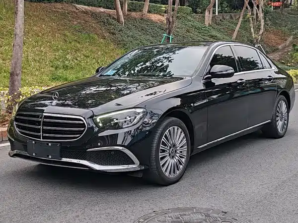 Mercedes-Benz E-Class 2023
