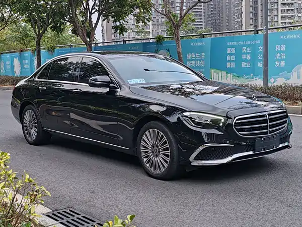 Mercedes-Benz E-Class 2023