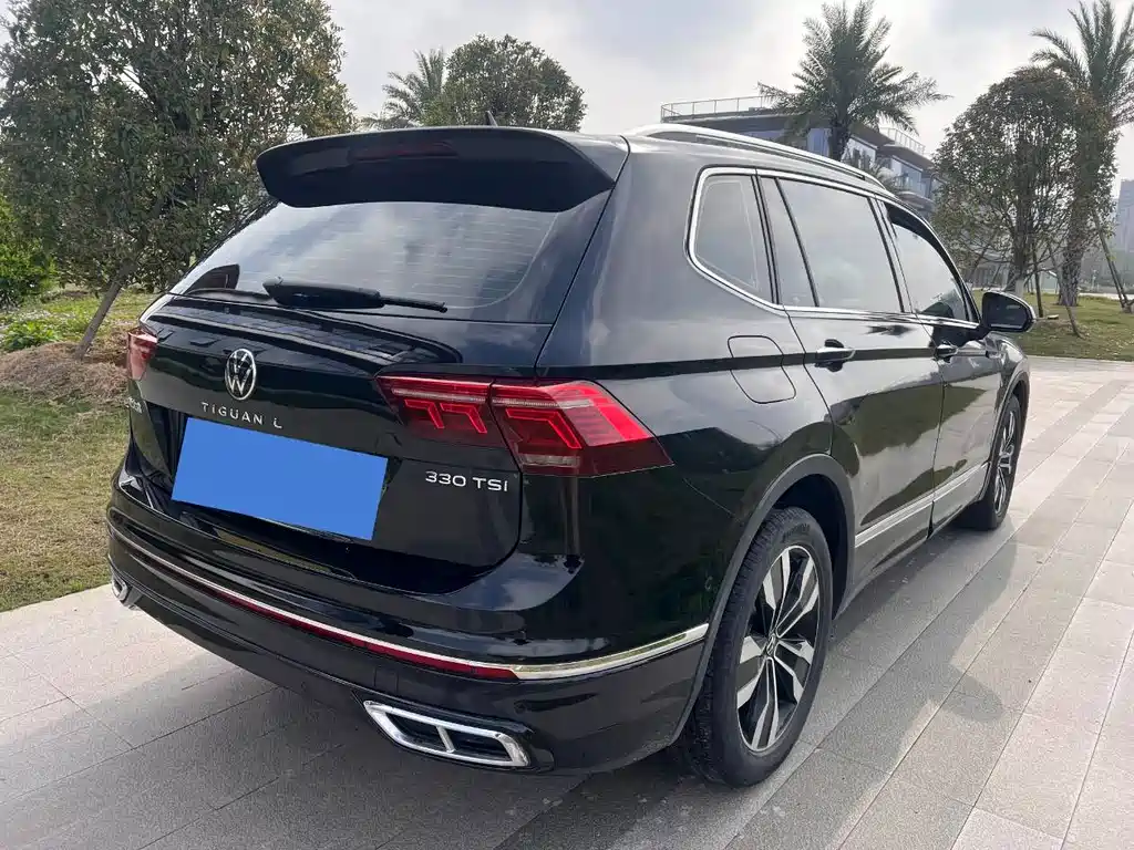 Volkswagen Tiguan L 2022 — фото 4