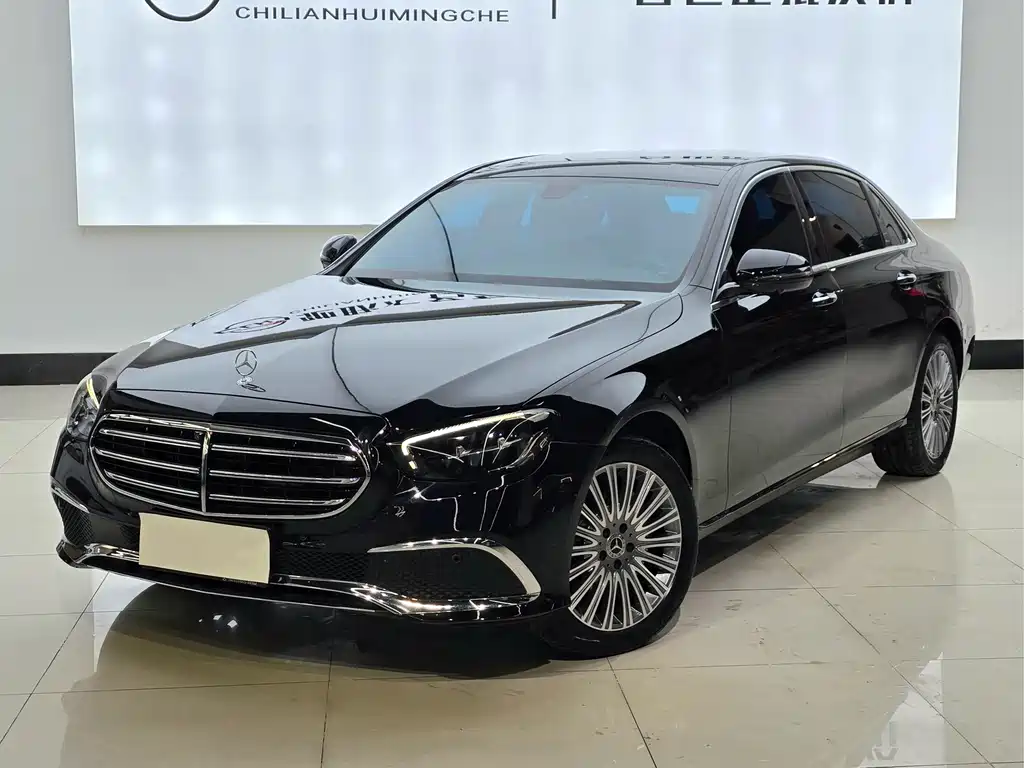 Mercedes-Benz E-Class 2023 — фото 1