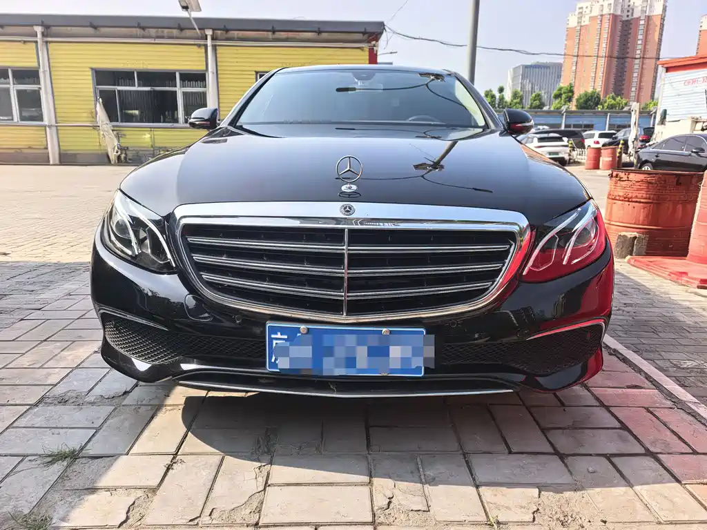 Mercedes-Benz E-Class 2018