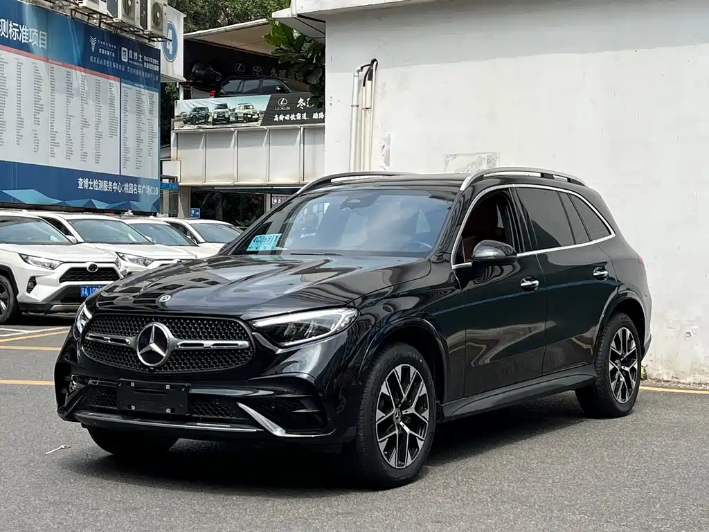 Mercedes-Benz GLC 2024 — фото 1