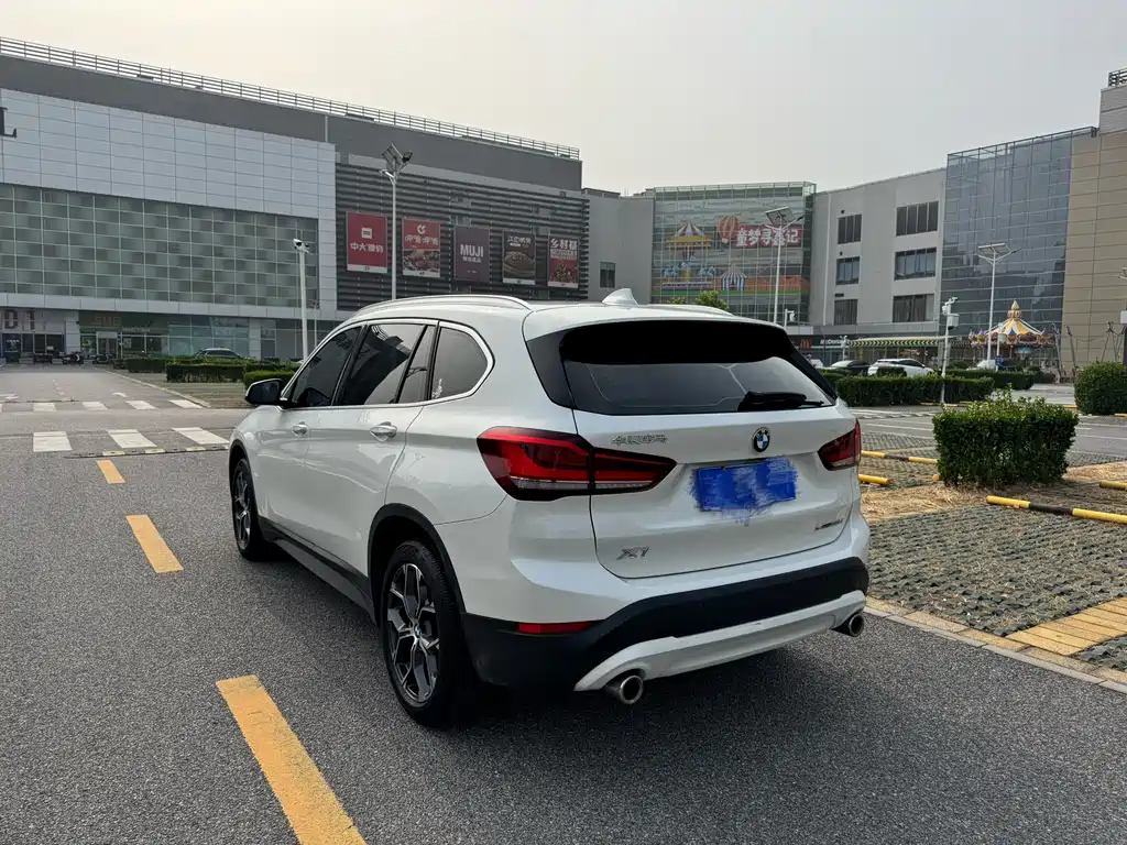 BMW X1 2021 — фото 15