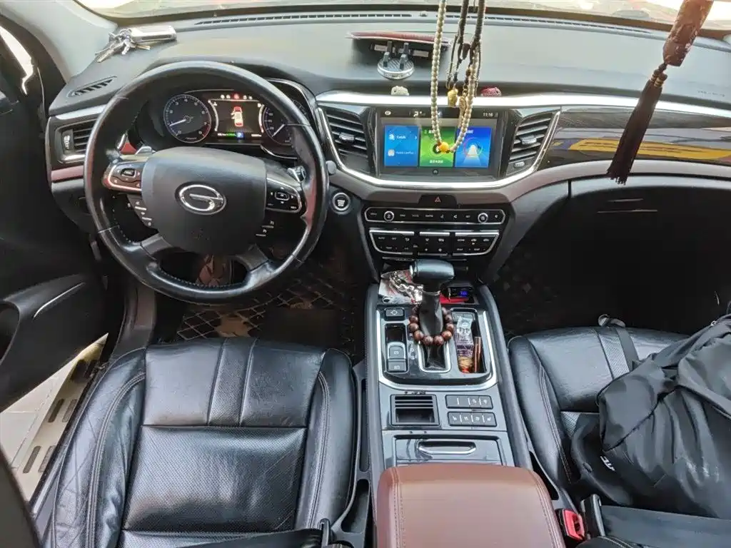 GAC Motor Trumpchi GS8 2017 — фото 5