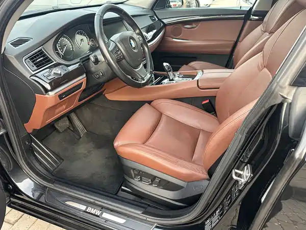 BMW 5 Series GT 2011