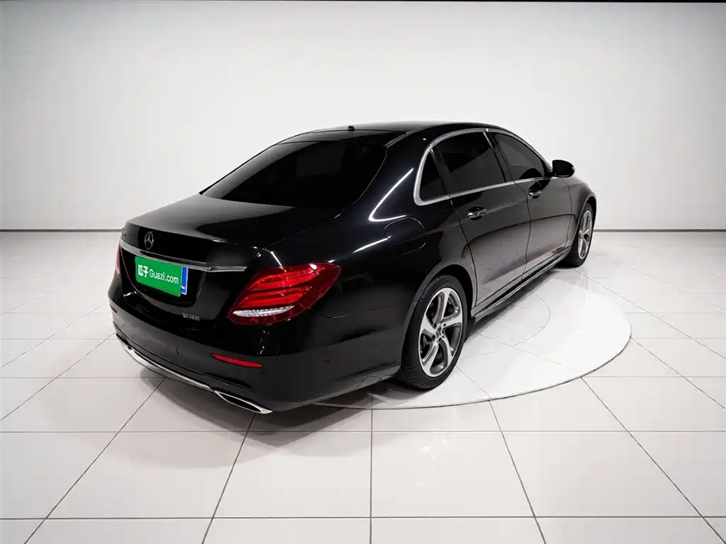 Mercedes-Benz E-Class 2019 — фото 6