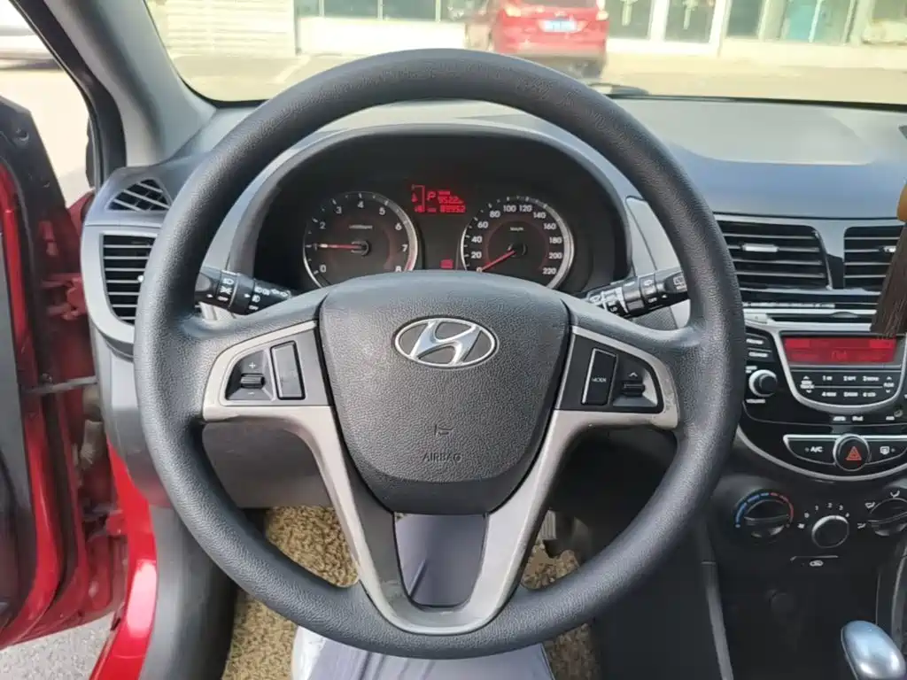 Hyundai Rui Yi 2015 — фото 11