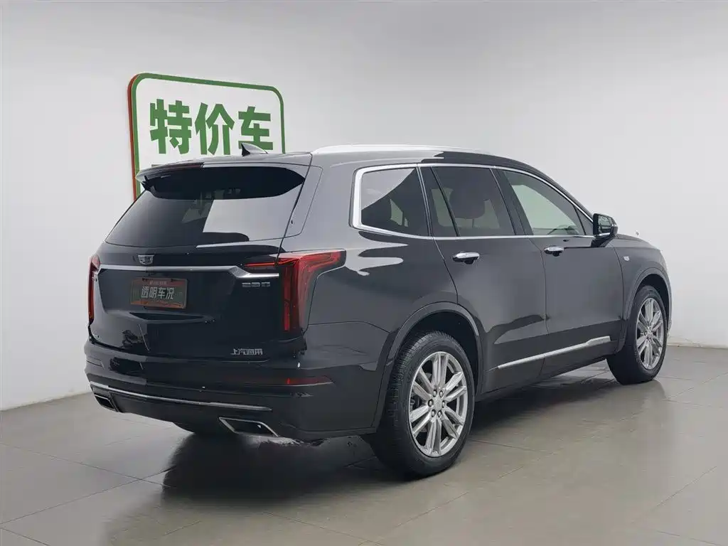 Cadillac XT6 2021 — фото 2