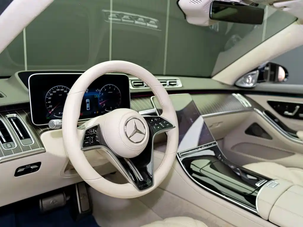 Mercedes-Benz Maybach S-Class 2023 — фото 10